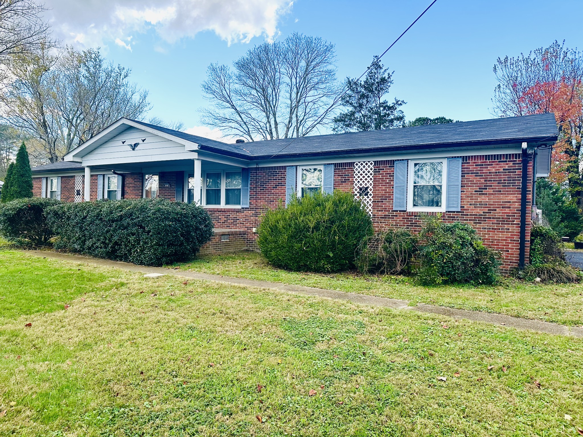 109 Wiseman Road Tullahoma, TN 37388 - Photo 2 of 27 Gallery Image 2