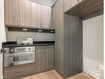 a view of kitchen with oven