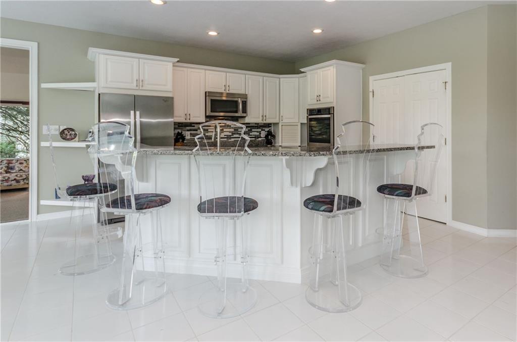 10748 Burning Ridge Lane Fishers, IN 46037 - Photo 8 of 24 Gallery Image 8