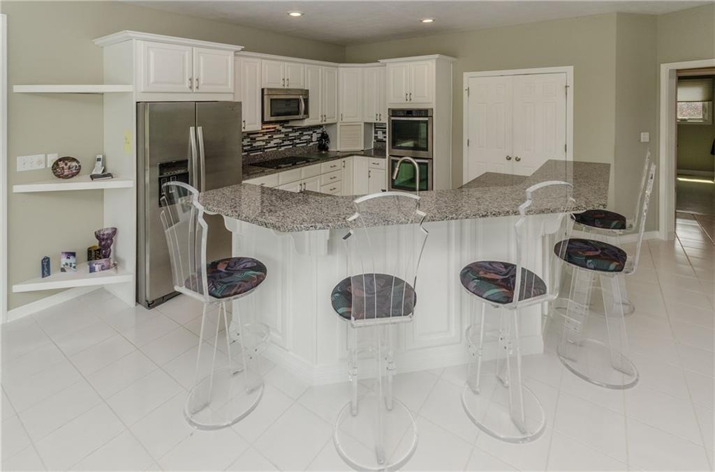 10748 Burning Ridge Lane Fishers, IN 46037 - Photo 9 of 24 Gallery Image 9