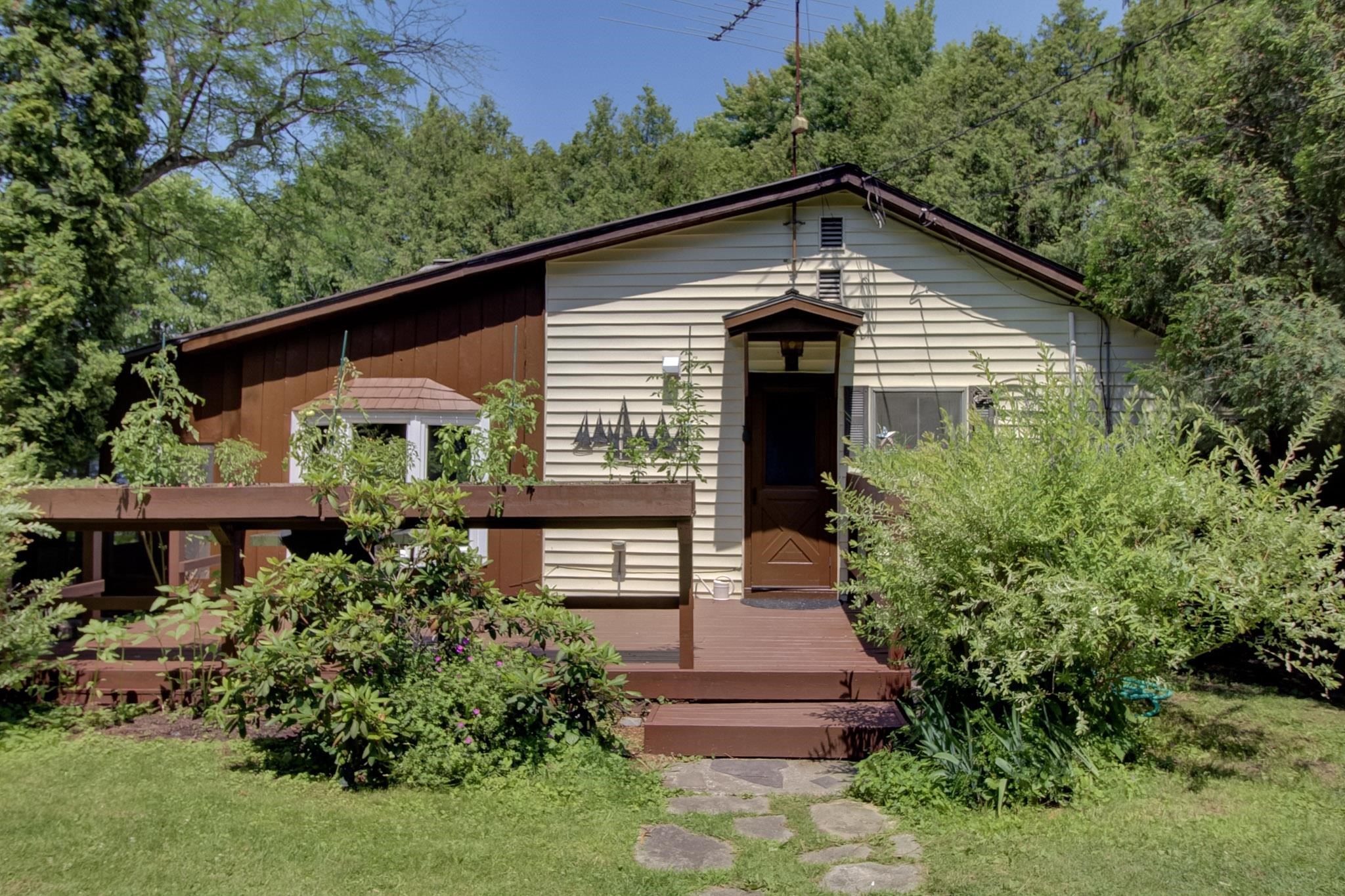 1160 Blockhouse Point Road North Hero, VT 05474 - Photo 8 of 60