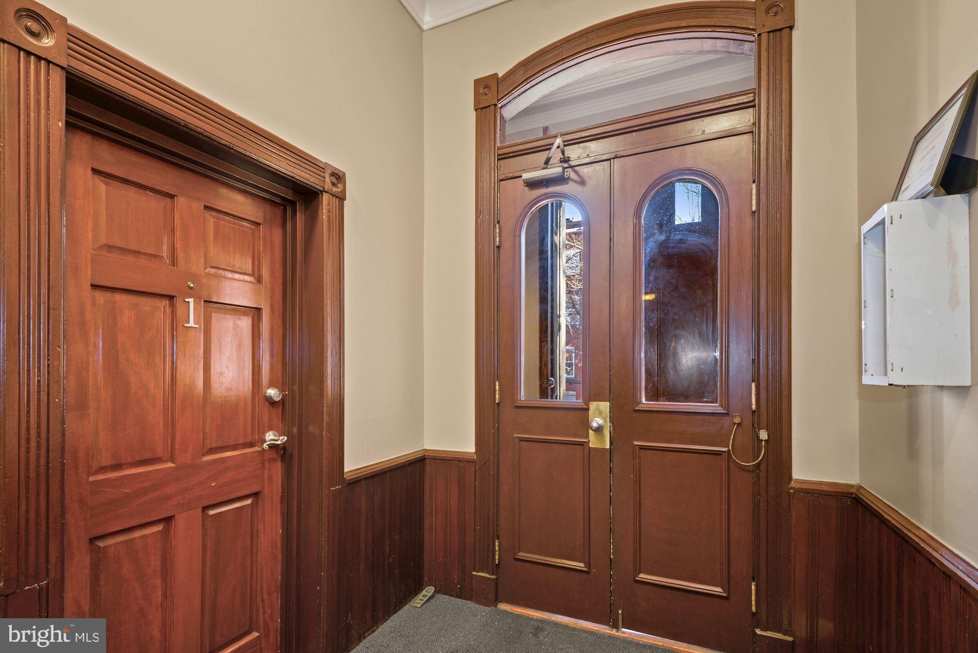 1305 P Street Northwest, Unit 1 Washington, DC 20005 - Photo 3 of 22