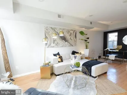 $3,000 | 624 14th Place Northeast, Washington, DC 20002
