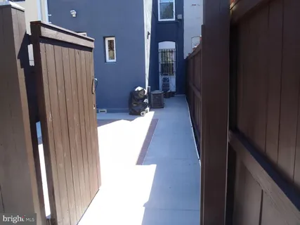 $3,000 | 624 14th Place Northeast, Washington, DC 20002