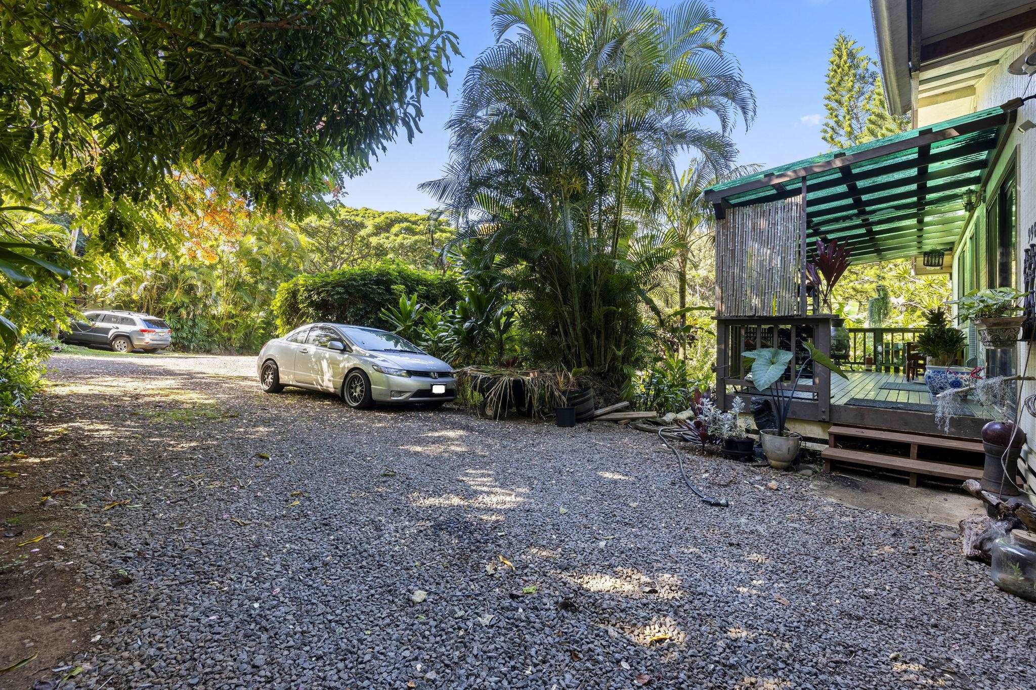 998 Kauhikoa Road, Unit 4 Haiku, HI 96708 - Photo 26 of 40