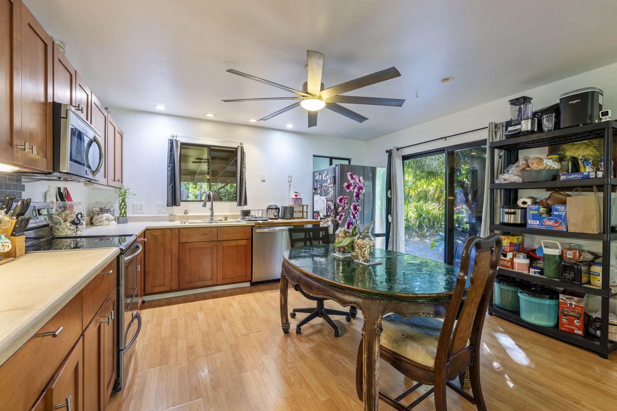 998 Kauhikoa Road, Unit 4 Haiku, HI 96708 - Photo 29 of 40