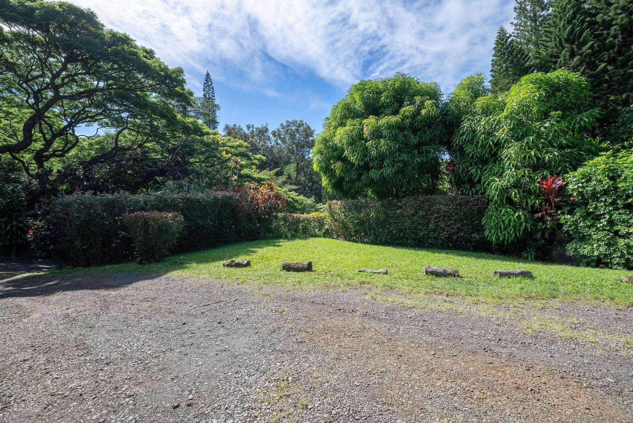 998 Kauhikoa Road, Unit 4 Haiku, HI 96708 - Photo 39 of 40