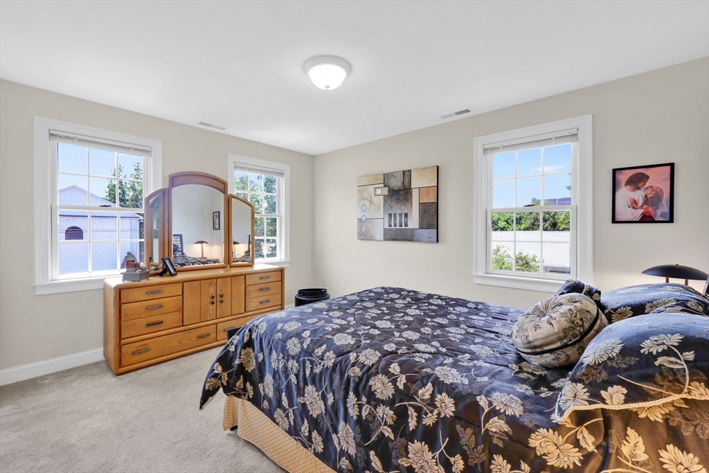 94 Meadowbrook Road East Longmeadow, MA 01028 - Photo 14 of 27