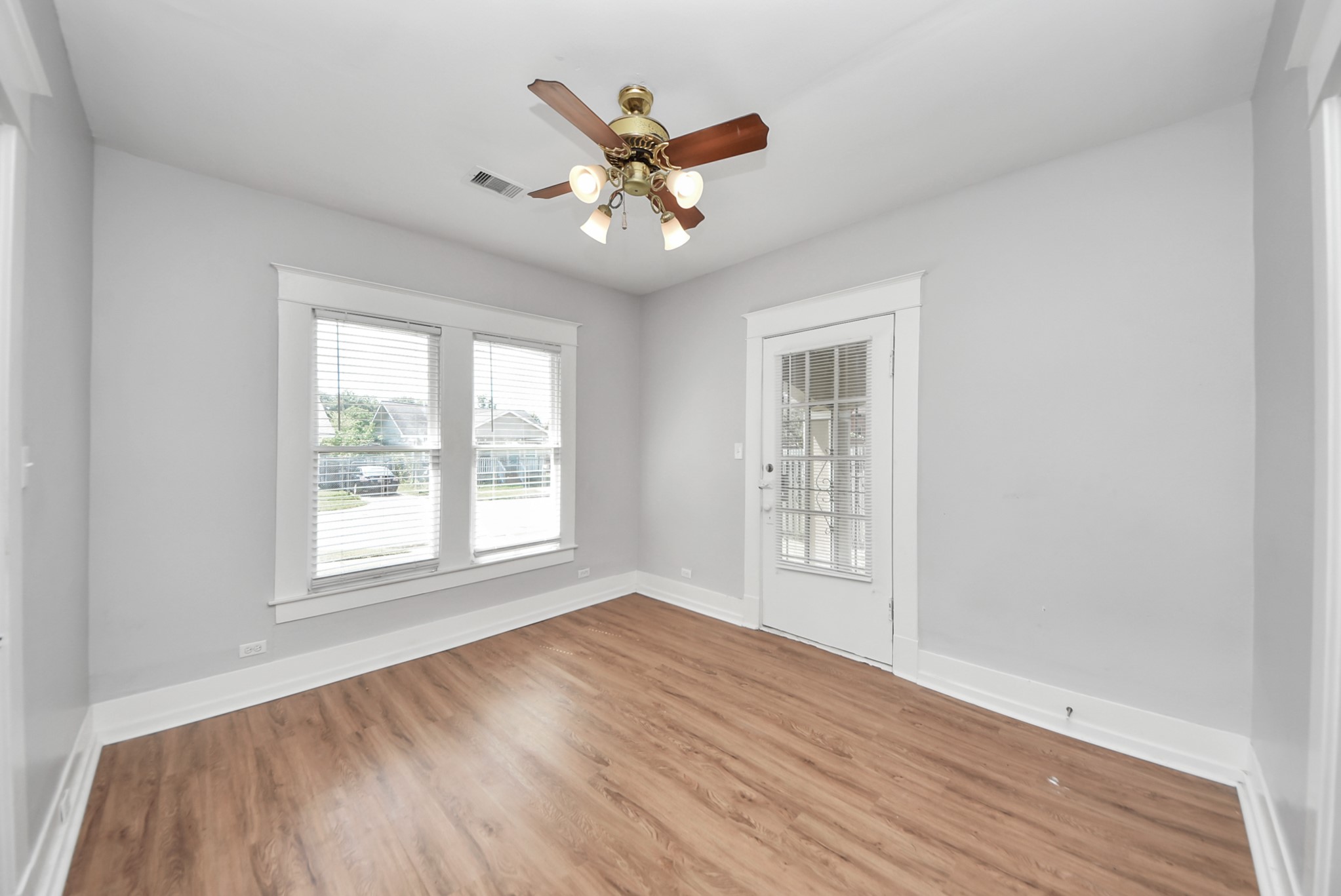 6 Jenkins Street Houston, TX 77003 - Photo 34 of 42