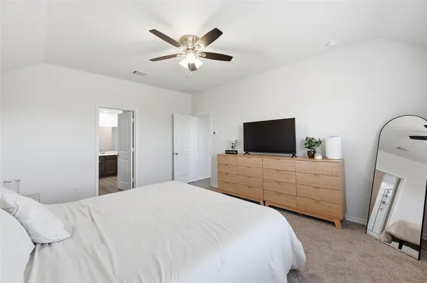 $281,990 | 1012 Grand Vw Drive, Ennis, TX 75119