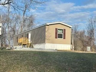 $1,250 | 353 Ames Road, Bentleyville, PA 15314