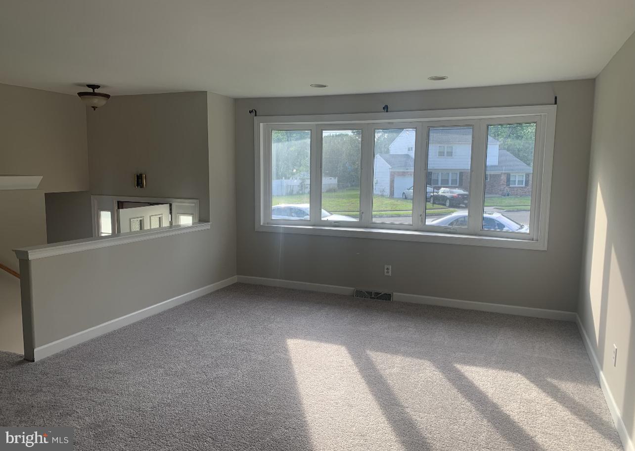 22 Cornell Road Atco, NJ 08004 - Photo 4 of 13 Gallery Image 4