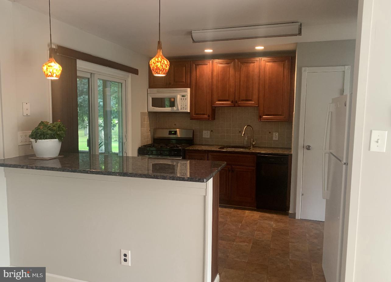 22 Cornell Road Atco, NJ 08004 - Photo 5 of 13 Gallery Image 5