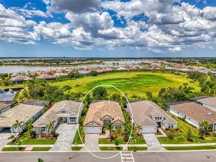 $1,495,000 | 749 Tailwind Place, Sarasota, FL 34240