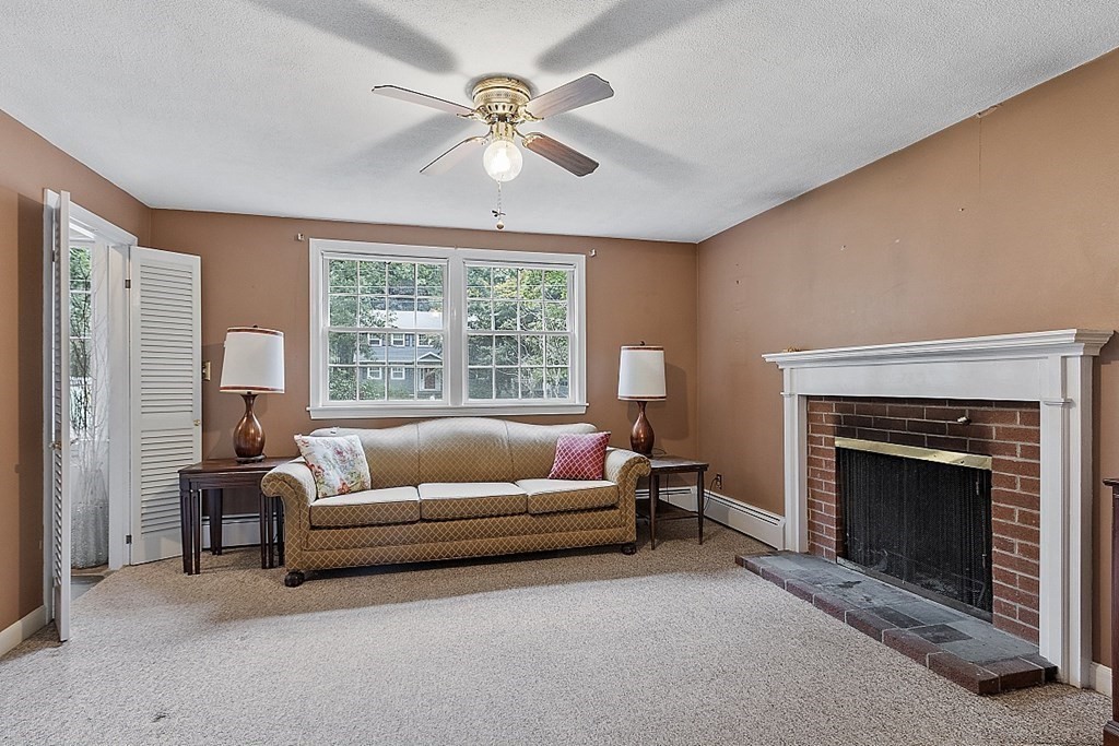 33 Barbara Road Sudbury, MA 01776 - Photo 18 of 35