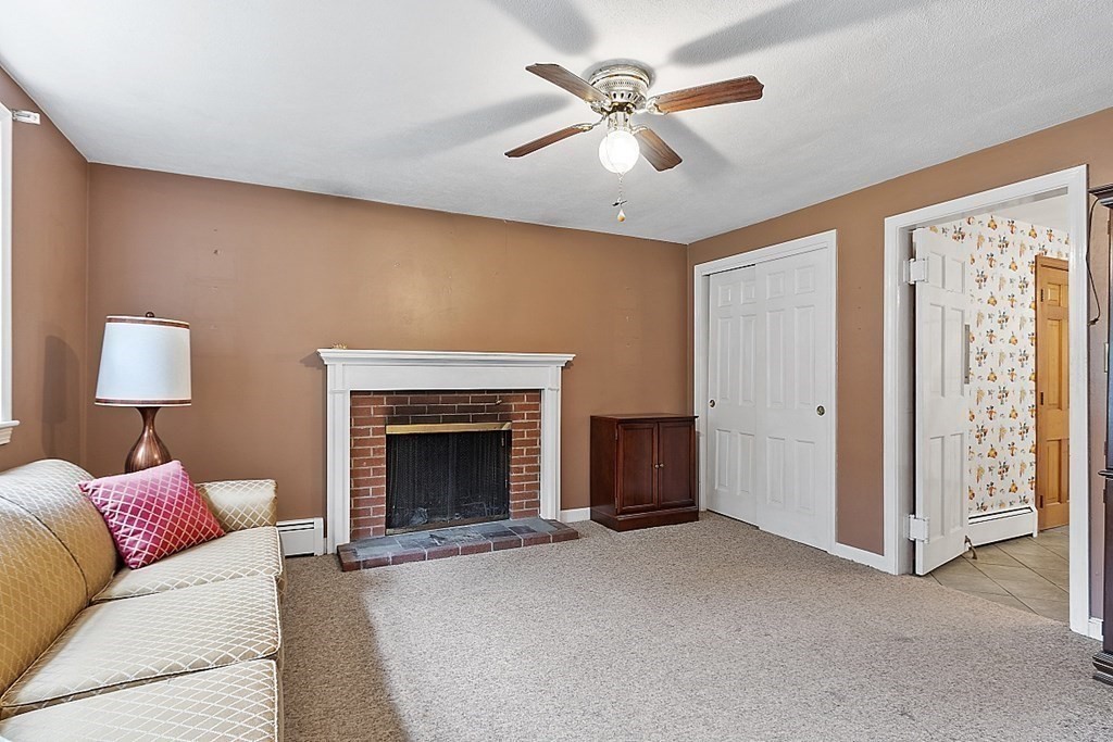 33 Barbara Road Sudbury, MA 01776 - Photo 19 of 35