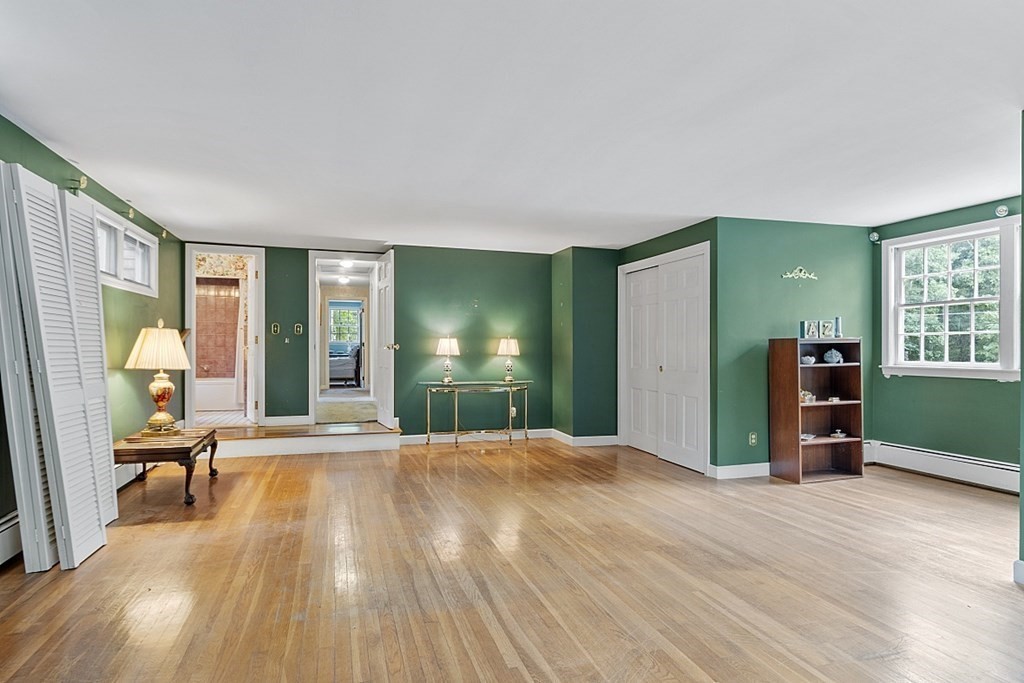 33 Barbara Road Sudbury, MA 01776 - Photo 24 of 35