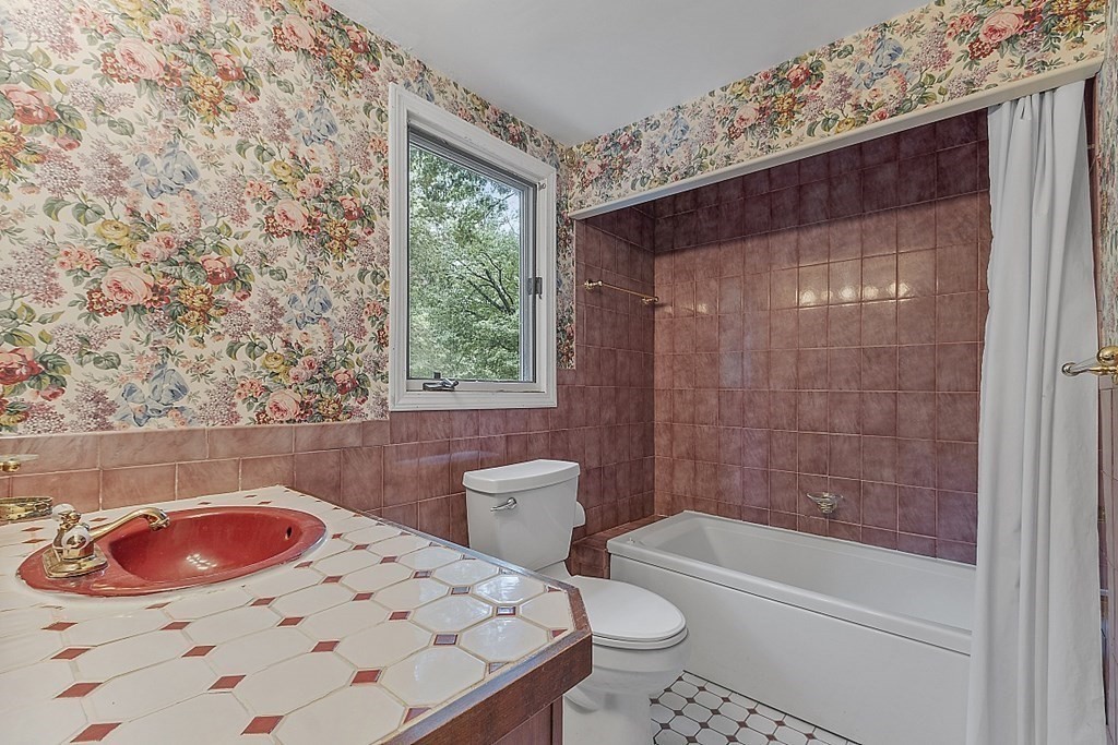33 Barbara Road Sudbury, MA 01776 - Photo 27 of 35