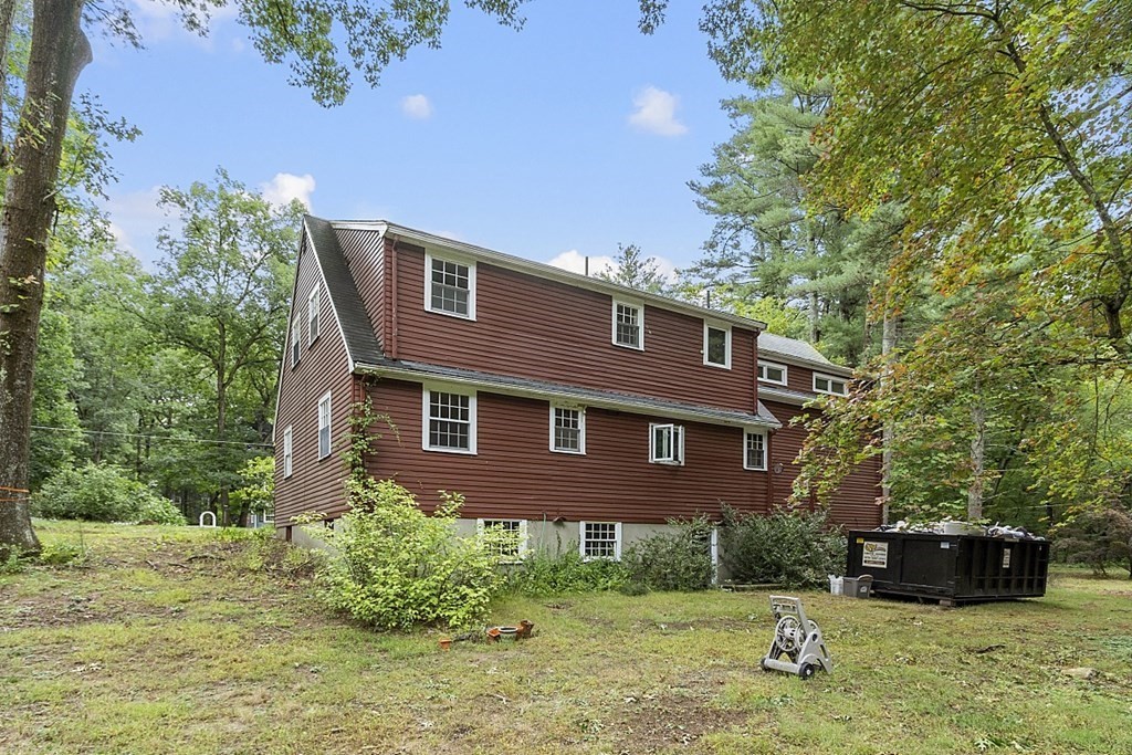 33 Barbara Road Sudbury, MA 01776 - Photo 5 of 35
