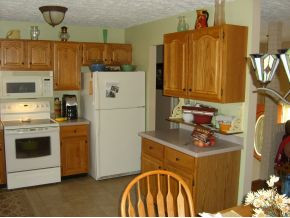 204 Eastern Star Road Kingsport, TN 37663 - Photo 14 of 24 kitchen