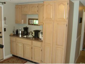 204 Eastern Star Road Kingsport, TN 37663 - Photo 24 of 24 built in wet bar in den