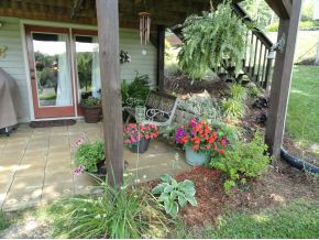 204 Eastern Star Road Kingsport, TN 37663 - Photo 3 of 24 Patio Area