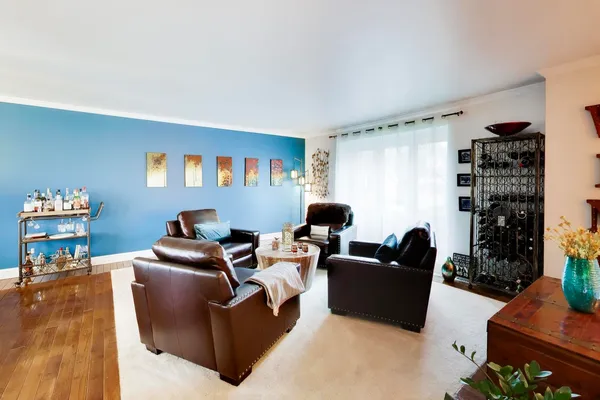 $500,000 | 127 West King Henry Court, Palatine, IL 60067