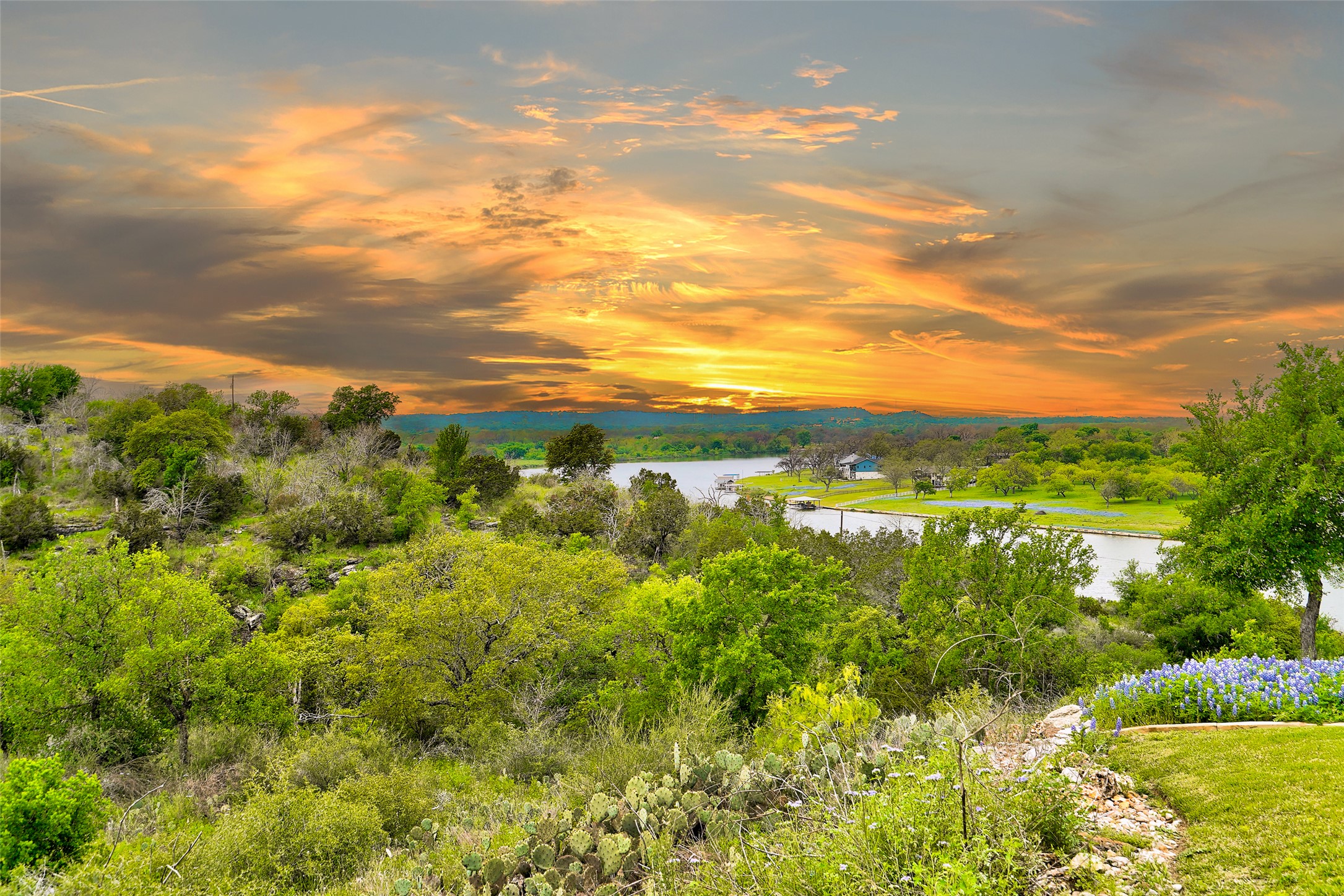 513 Pantera Circle Marble Falls, TX 78654 - Photo 2 of 21 Property view of water