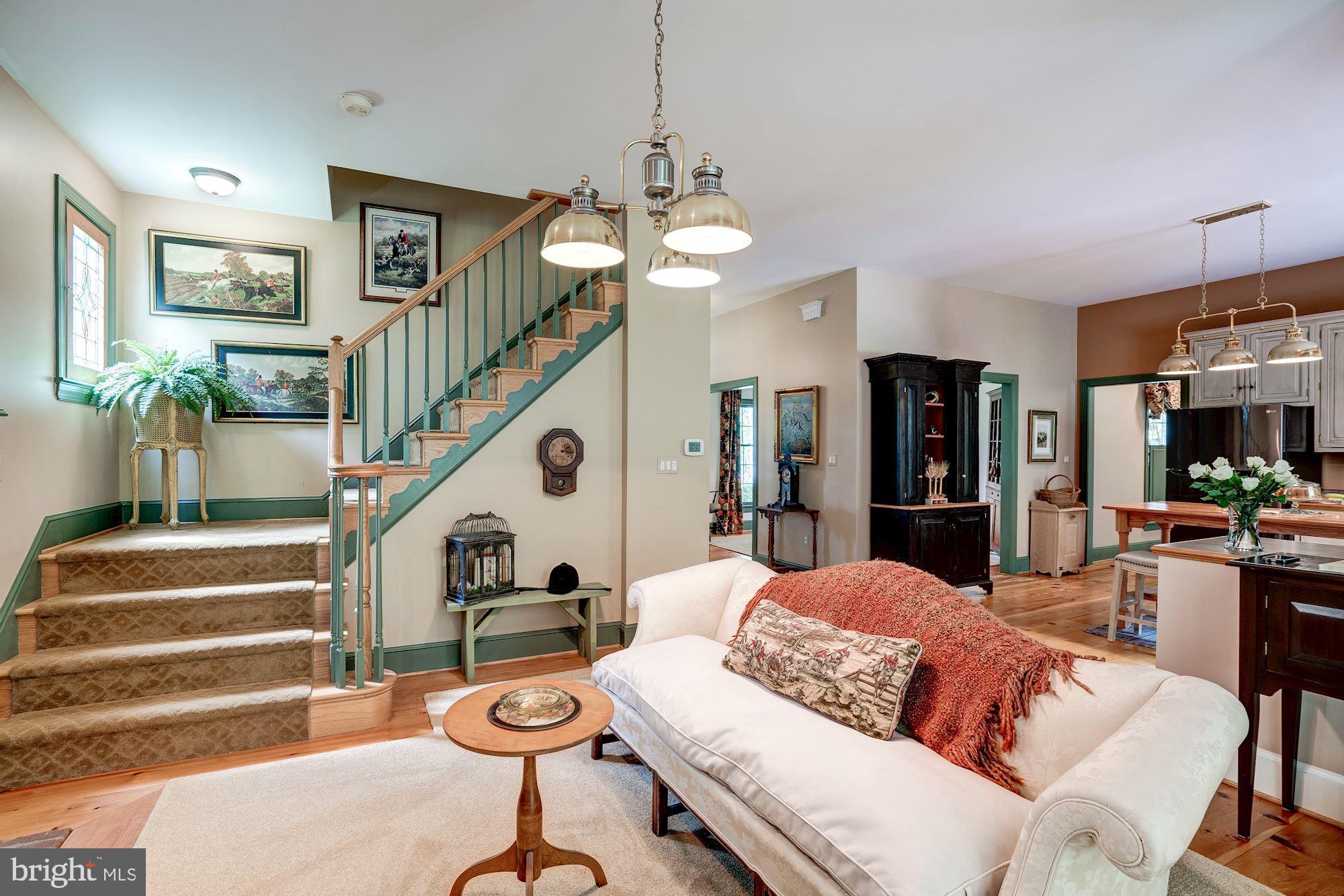 5400 Griffith Road Laytonsville, MD 20882 - Photo 21 of 77 Beautiful Staircase