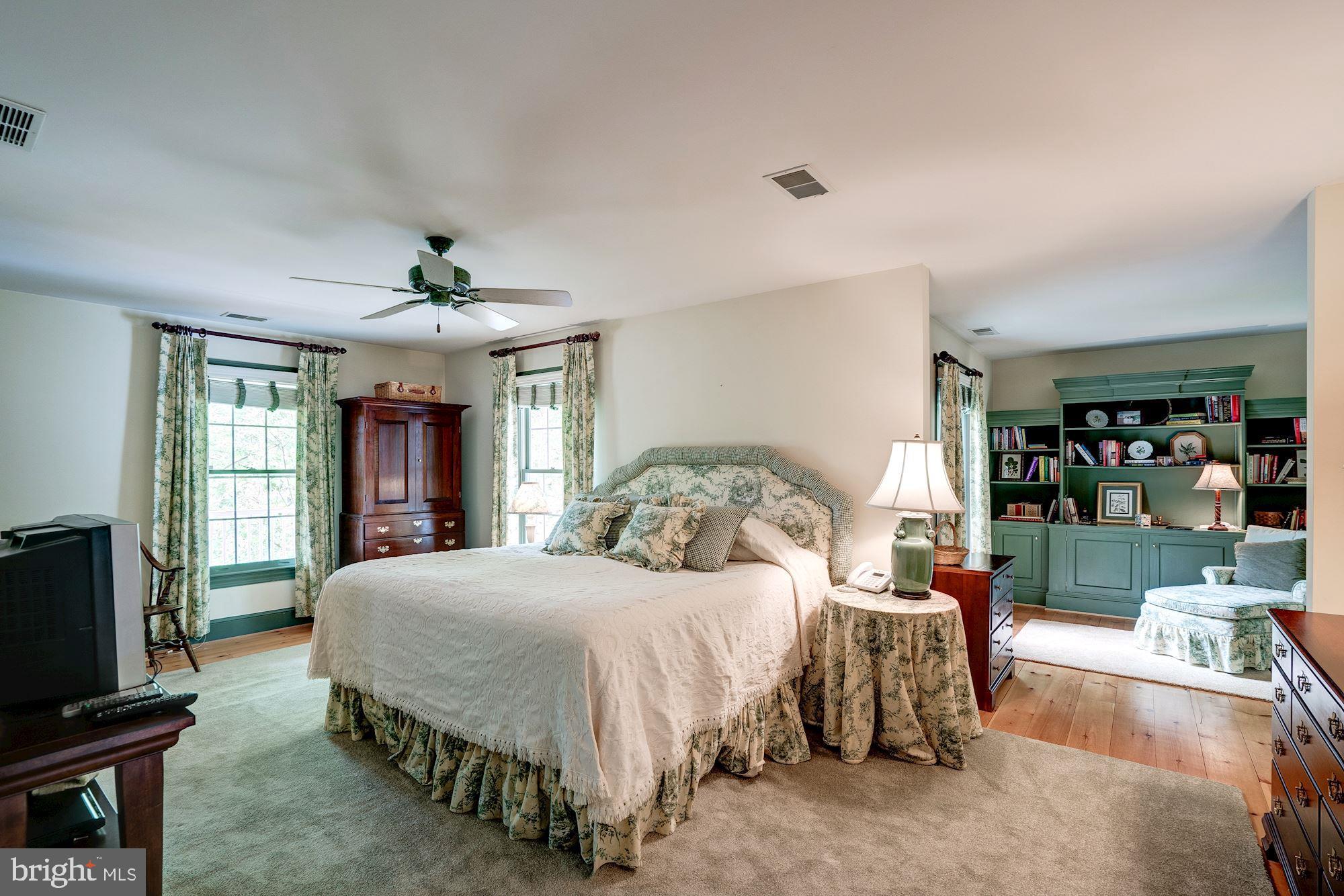 5400 Griffith Road Laytonsville, MD 20882 - Photo 28 of 77 Master Bedroom