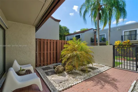 $390,000 | 10505 Southwest 153rd Court, Unit 7, Miami, FL 33196