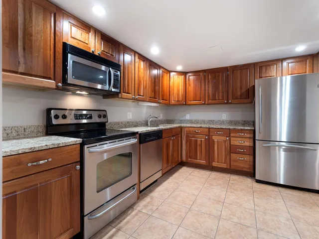 $465,000 | 20 Northeast 2nd Street, Unit P2501, Minneapolis, MN 55413
