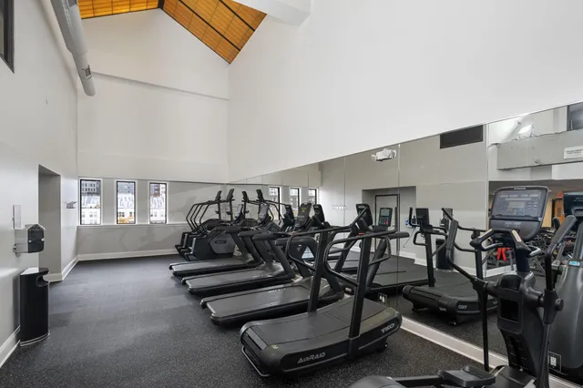 $465,000 | 20 Northeast 2nd Street, Unit P2501, Minneapolis, MN 55413