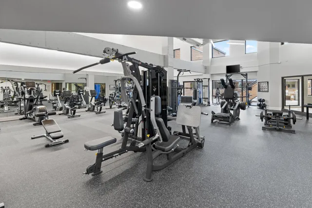 $465,000 | 20 Northeast 2nd Street, Unit P2501, Minneapolis, MN 55413