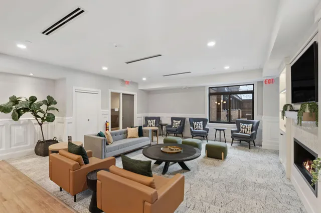 $465,000 | 20 Northeast 2nd Street, Unit P2501, Minneapolis, MN 55413