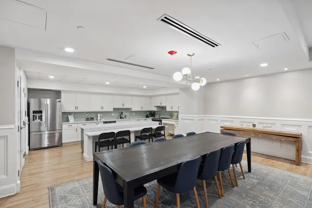 $465,000 | 20 Northeast 2nd Street, Unit P2501, Minneapolis, MN 55413