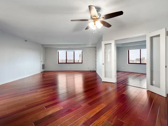 $465,000 | 20 Northeast 2nd Street, Unit P2501, Minneapolis, MN 55413