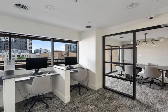 $465,000 | 20 Northeast 2nd Street, Unit P2501, Minneapolis, MN 55413