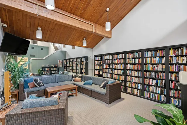 $465,000 | 20 Northeast 2nd Street, Unit P2501, Minneapolis, MN 55413