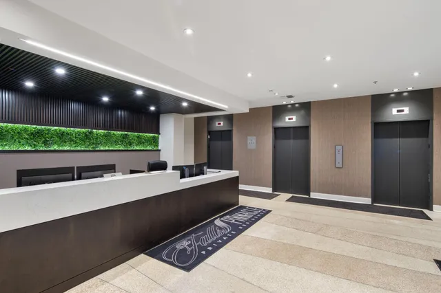 $465,000 | 20 Northeast 2nd Street, Unit P2501, Minneapolis, MN 55413