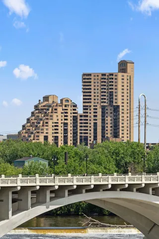$465,000 | 20 Northeast 2nd Street, Unit P2501, Minneapolis, MN 55413