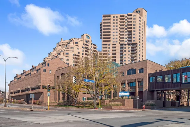 $465,000 | 20 Northeast 2nd Street, Unit P2501, Minneapolis, MN 55413