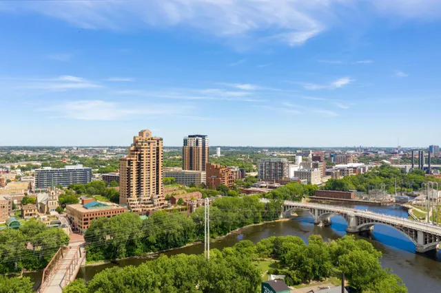 $465,000 | 20 Northeast 2nd Street, Unit P2501, Minneapolis, MN 55413