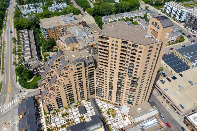 $465,000 | 20 Northeast 2nd Street, Unit P2501, Minneapolis, MN 55413