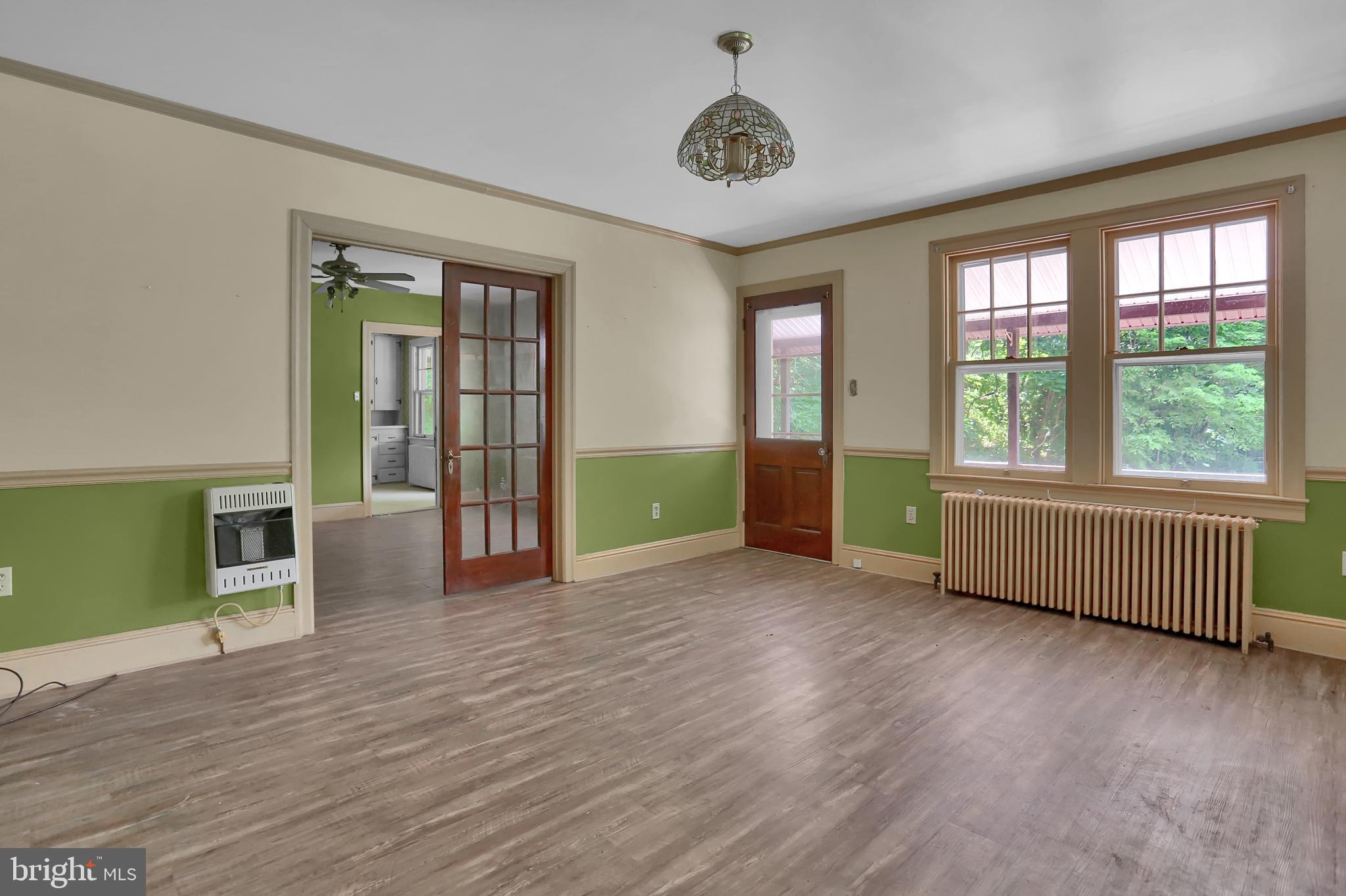 3970 Conewago Road Dover, PA 17315 - Photo 12 of 34 Living Room