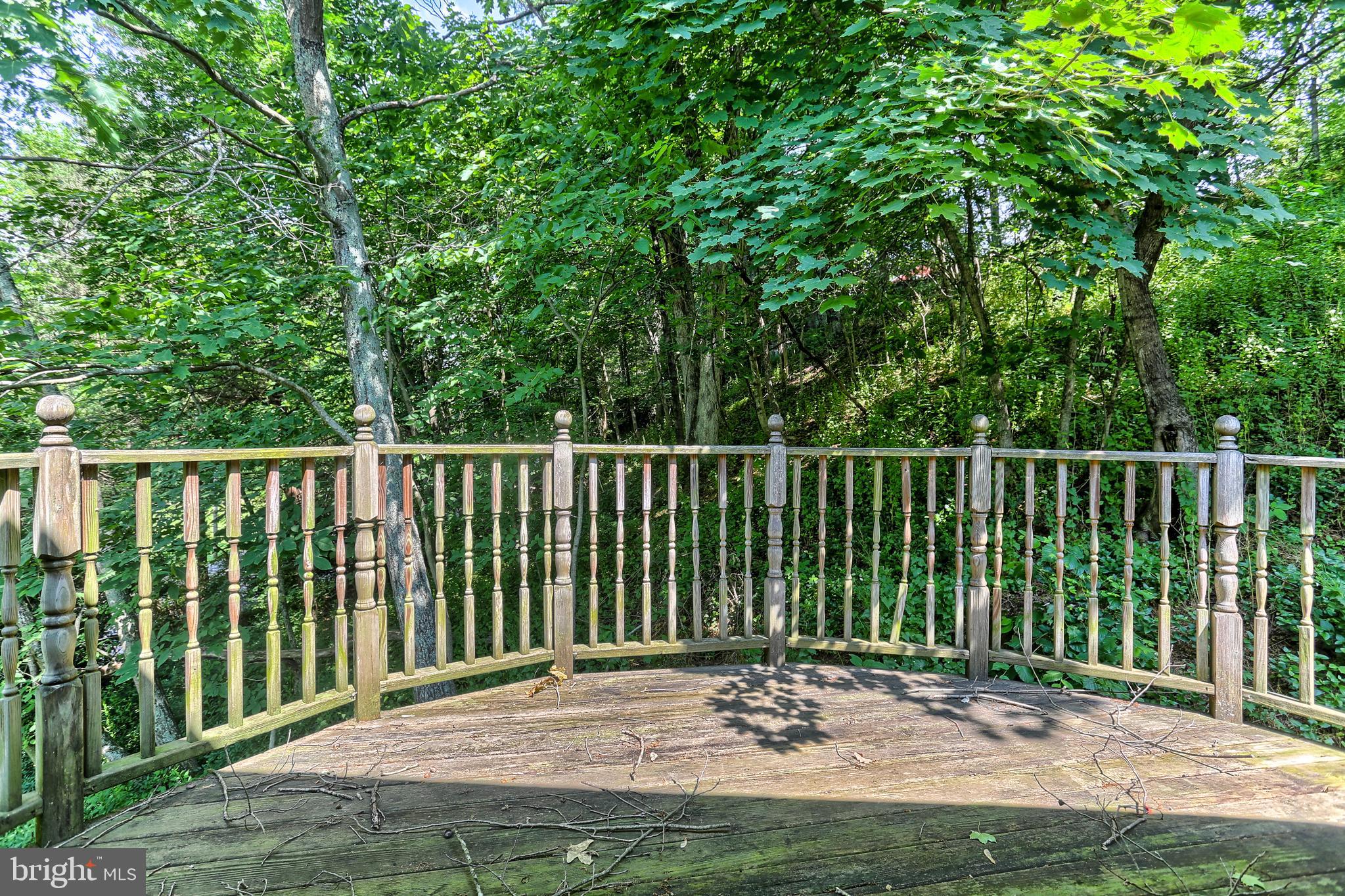 3970 Conewago Road Dover, PA 17315 - Photo 23 of 34 Master Deck