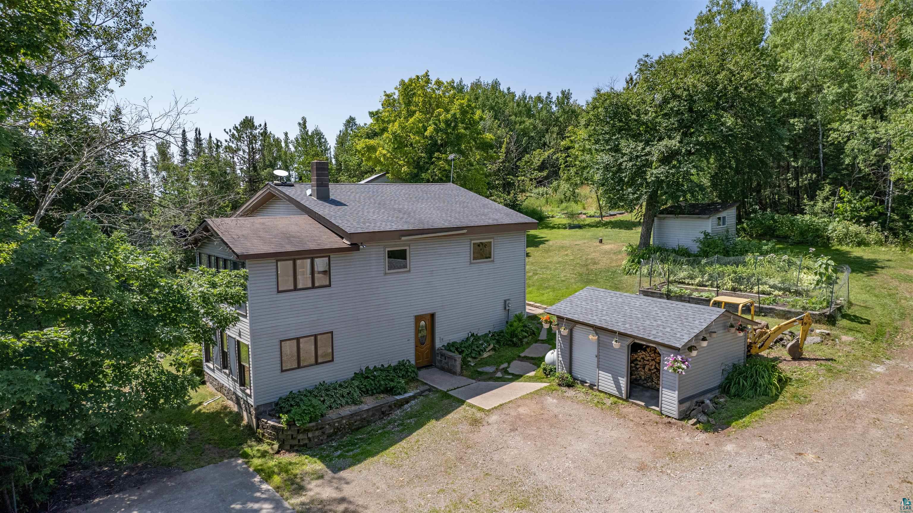 5235 Lakewood Road Duluth, MN 55804 - Photo 1 of 37