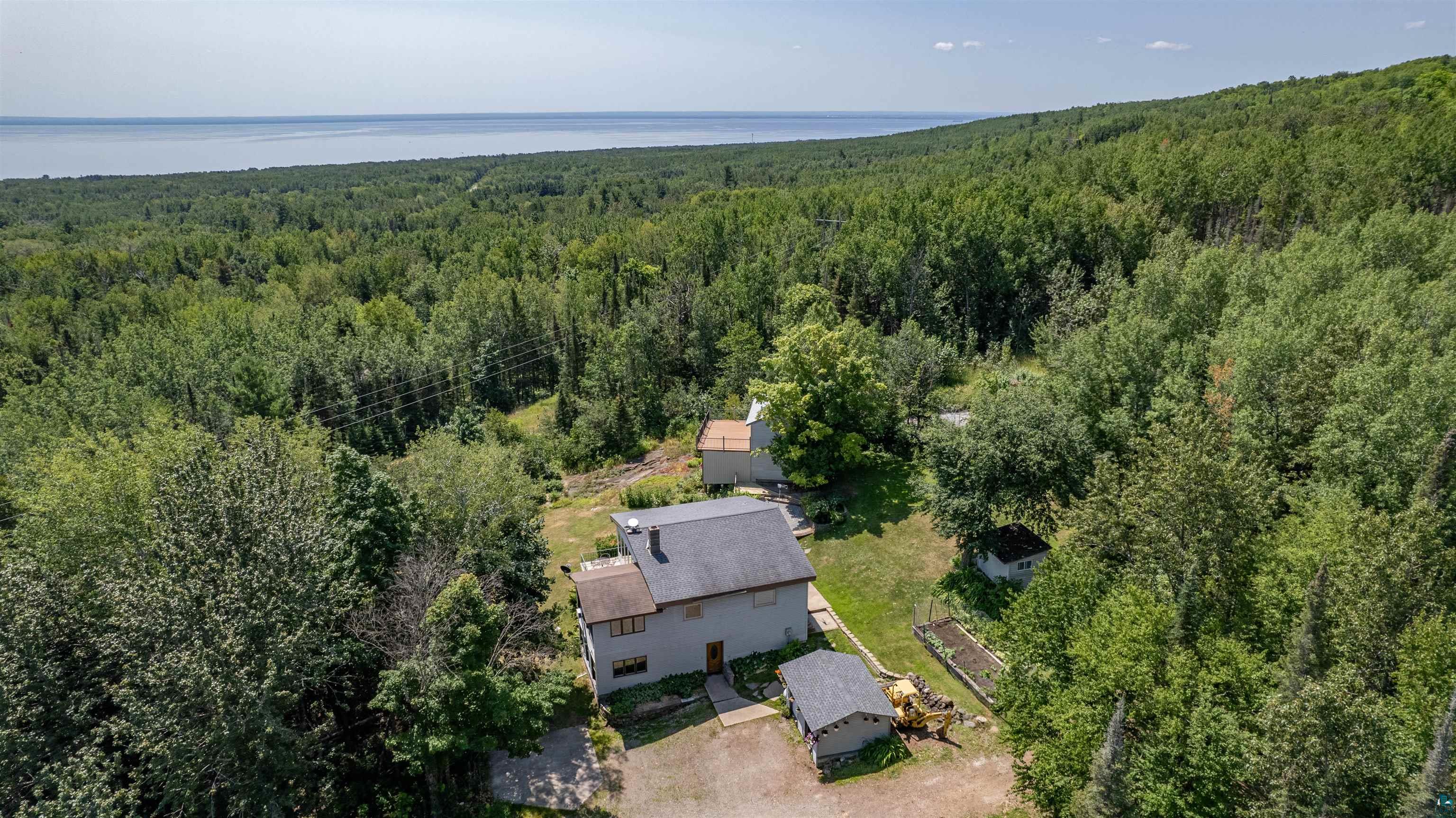 5235 Lakewood Road Duluth, MN 55804 - Photo 32 of 37 Birds eye view of property featuring a water view
