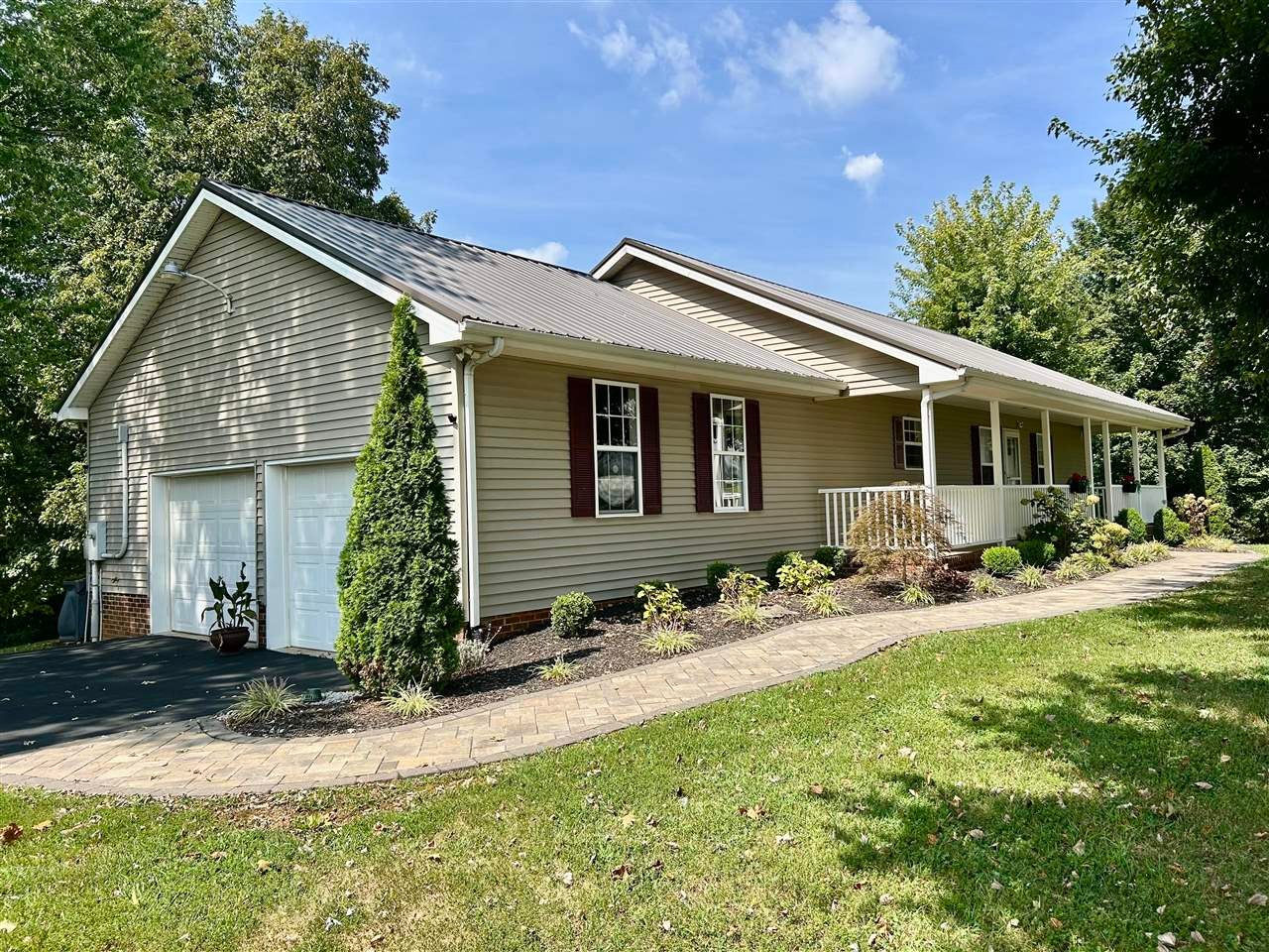 2999 Colesbend Road Smiths Grove, KY 42171 - Photo 2 of 25 Gallery Image 2