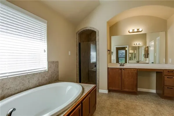 $2,300 | 916 Partridge Drive, Aubrey, TX 76227